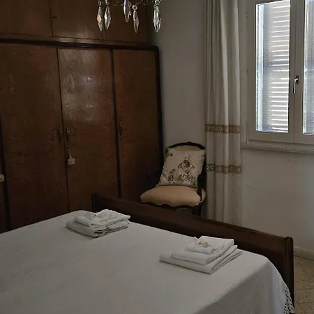 Caza Zenobia Lägenhet